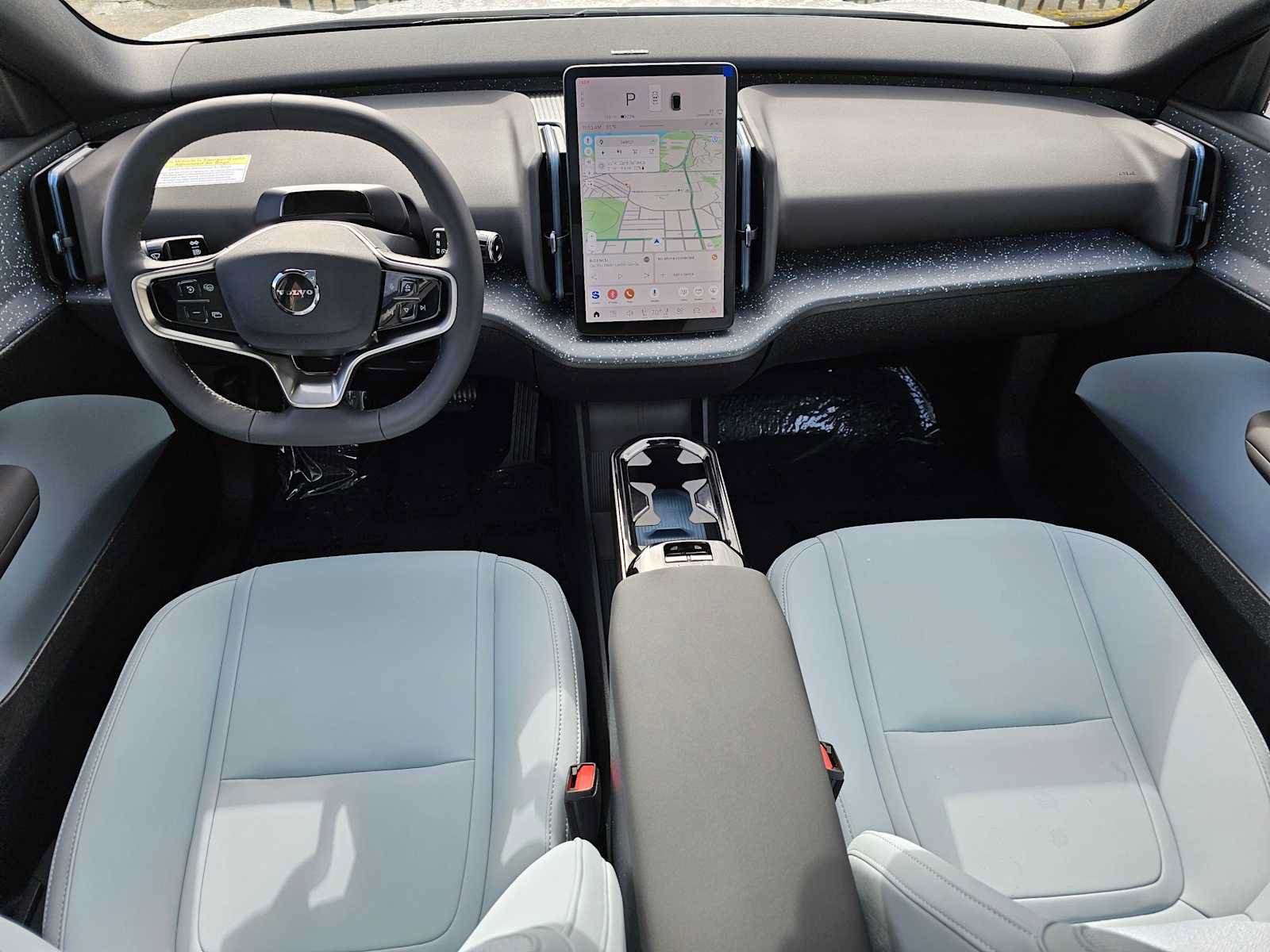 New 2025 Volvo EX30 Ultra w/ Protection Package Premier AWD/4WD image 19