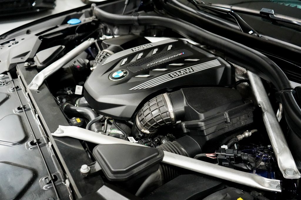 Used 2023 BMW X5 M50i w/ Executive Package image 32
