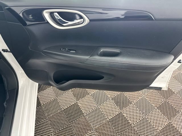 Used 2017 Nissan Sentra SV FWD image 23