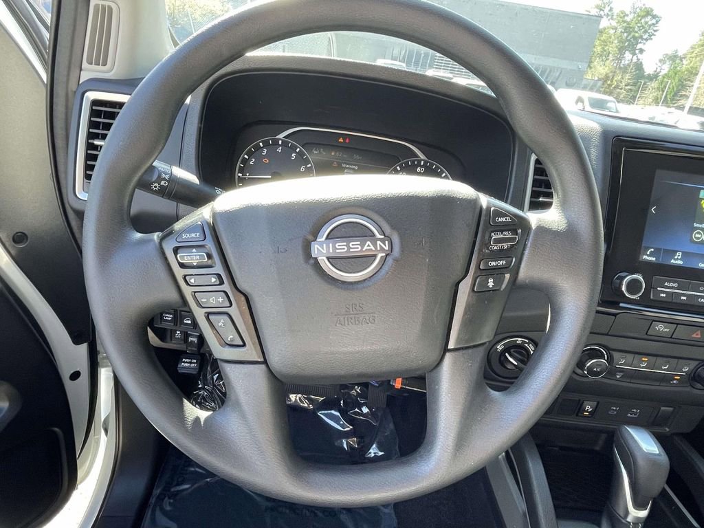 Used 2024 Nissan Frontier SV w/ Technology Package image 19