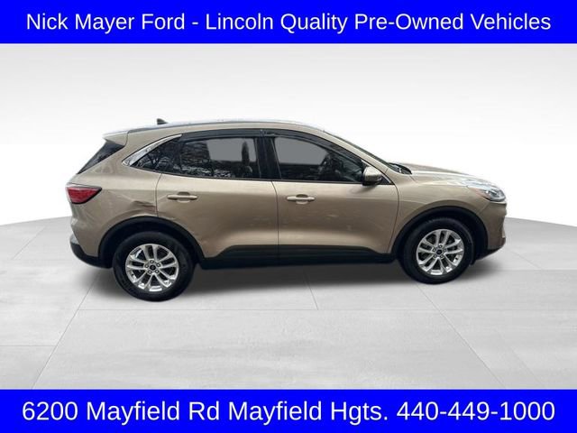 Used 2020 Ford Escape SE image 8