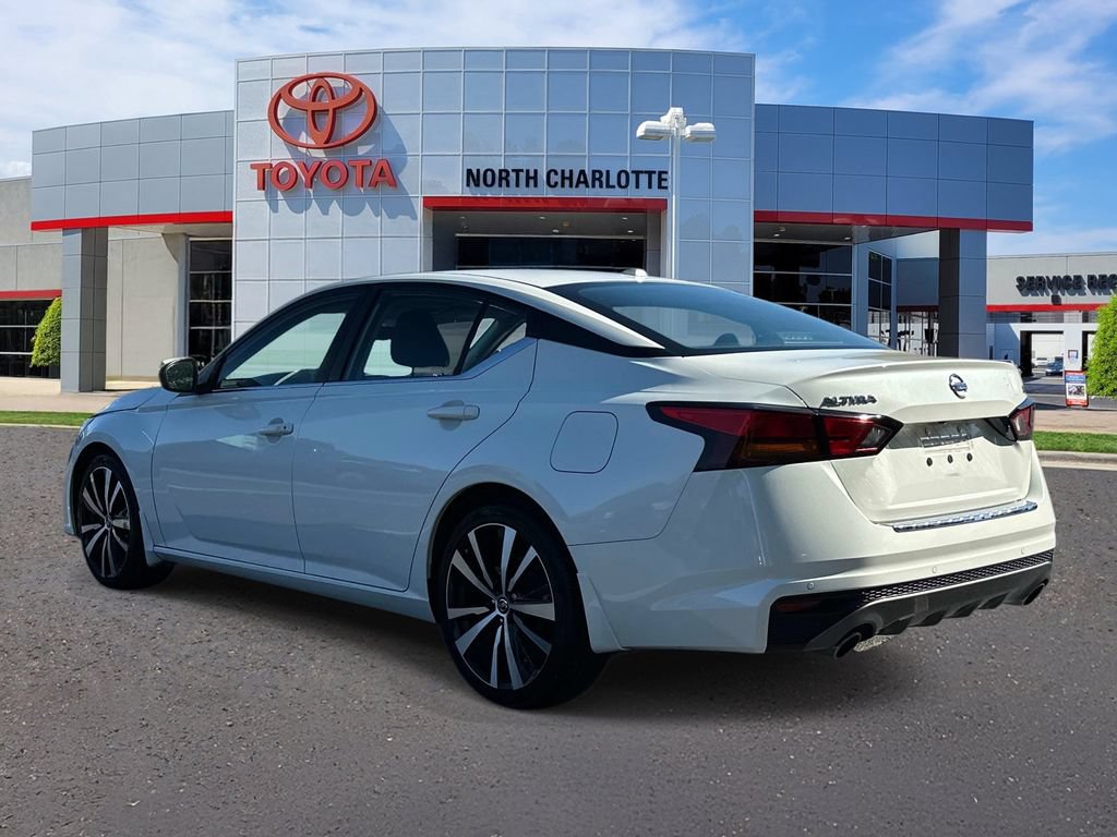 Used 2021 Nissan Altima 2.5 SR FWD image 5