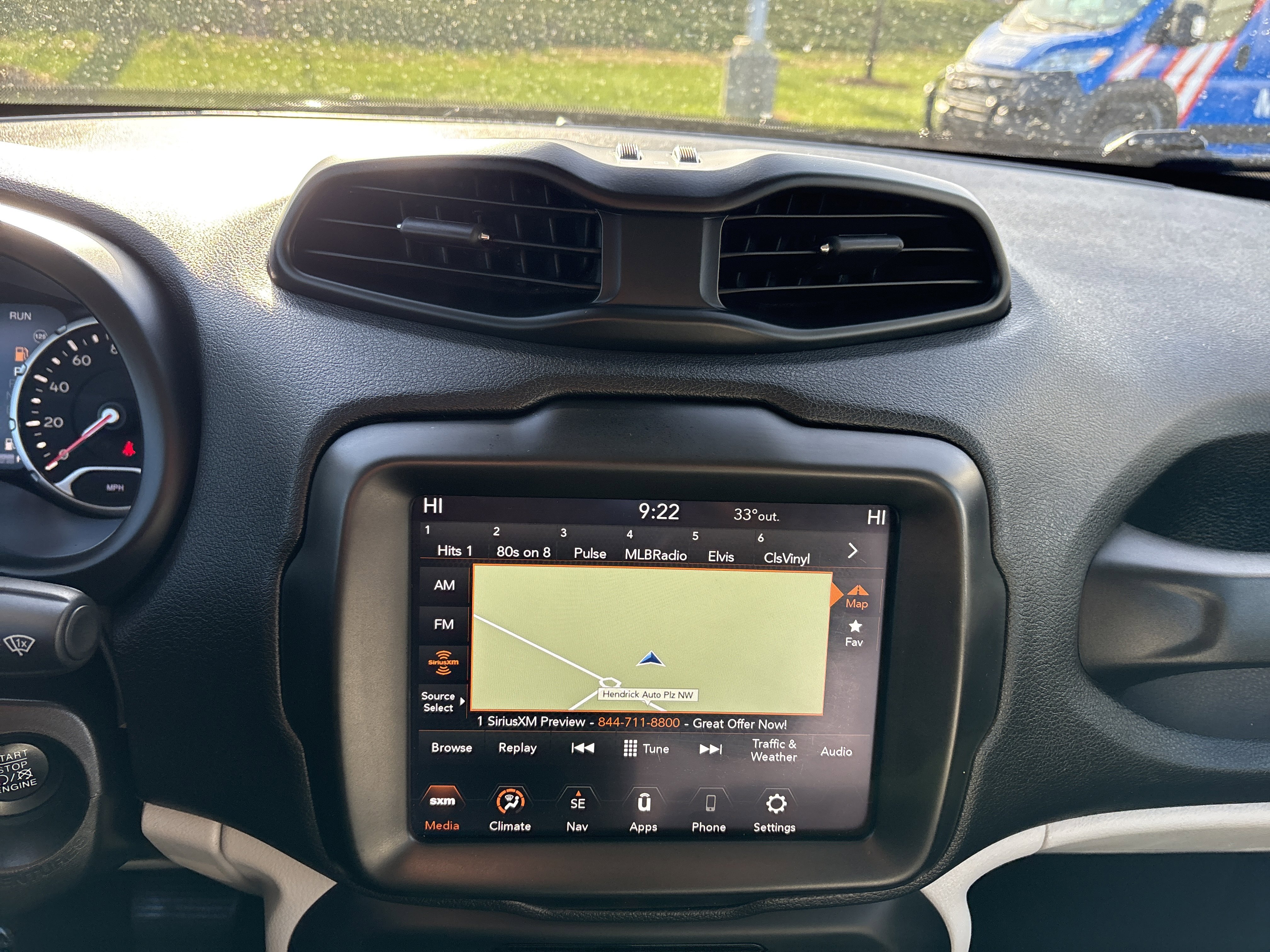 Used 2022 Jeep Renegade Latitude image 27