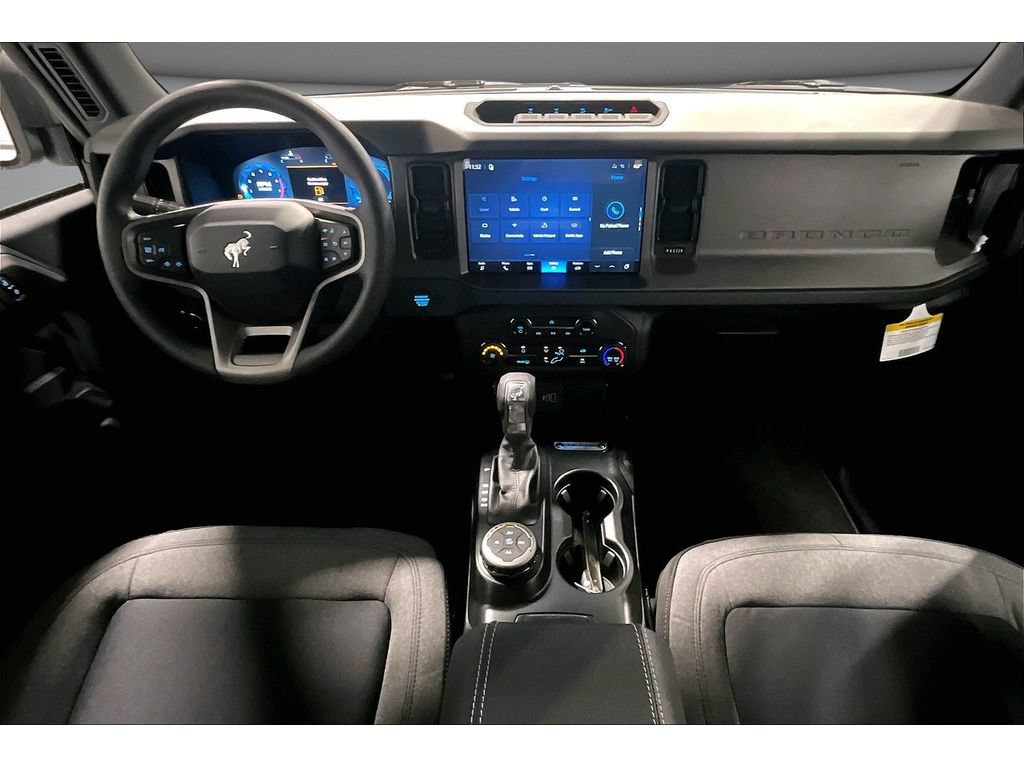 New 2026 Ford Bronco 2-Door AWD/4WD image 8