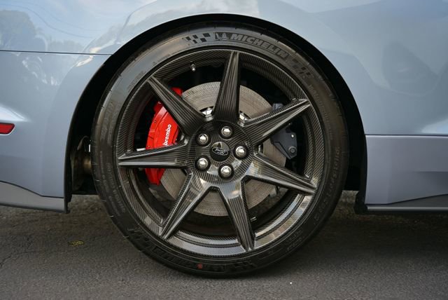 Used 2022 Ford Mustang Shelby GT500 w/ Carbon Fiber Track Pack image 17