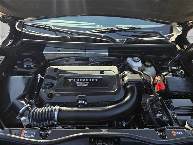 Used 2023 Cadillac XT4 Sport w/ Cold Weather Package image 28