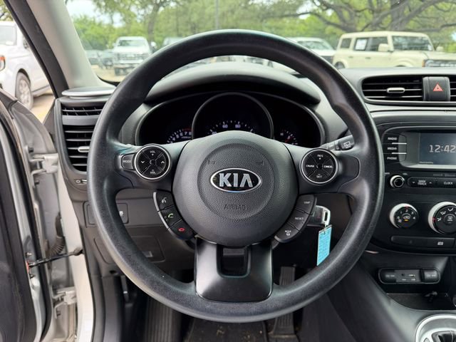 Used 2016 Kia Soul + FWD image 7