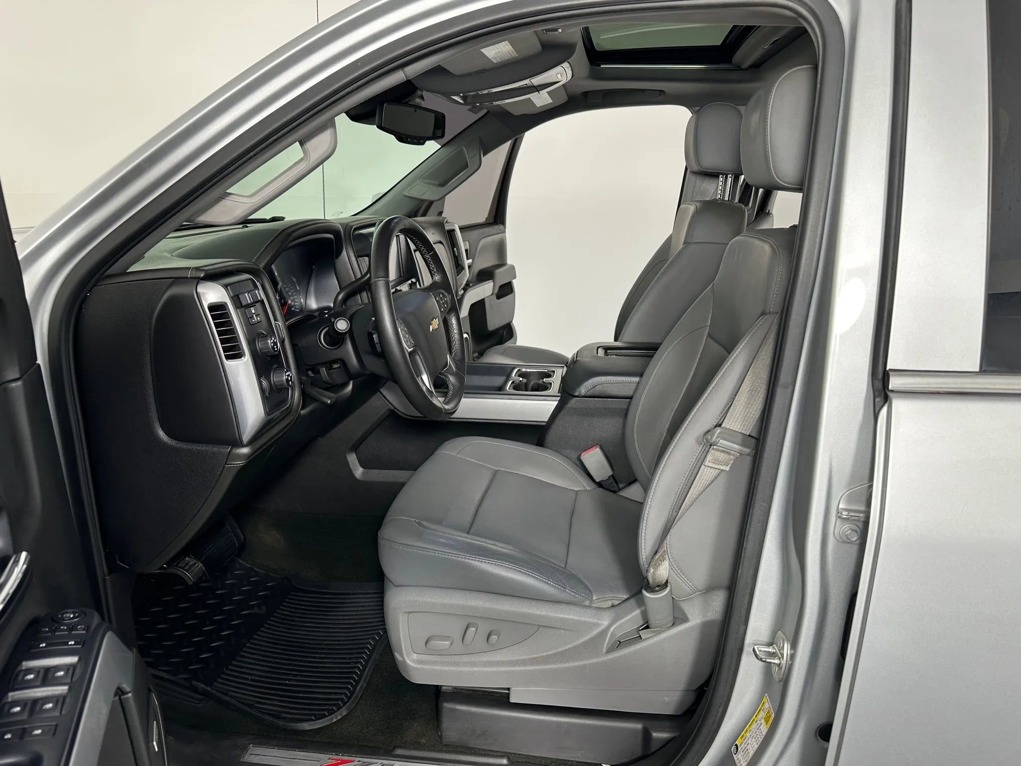 Used 2016 Chevrolet Silverado 1500 LTZ Z71 w/ LTZ Plus Package image 25