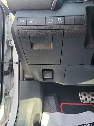 Certified 2020 Toyota Camry TRD image 33