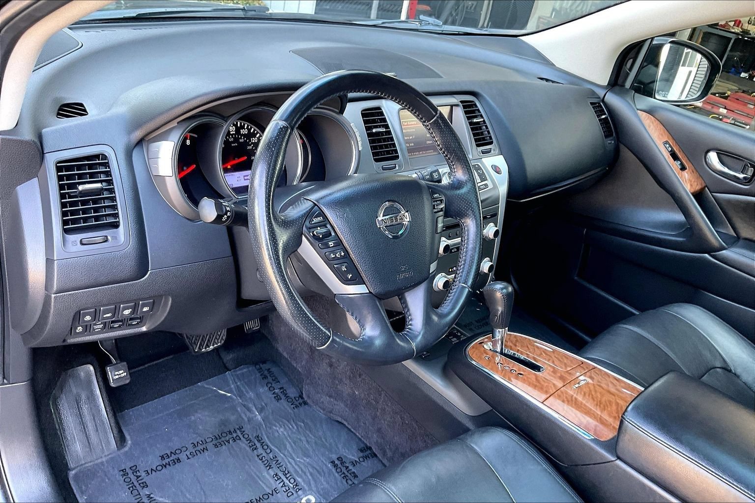 Used 2014 Nissan Murano LE w/ Platinum Edition Package AWD/4WD image 15
