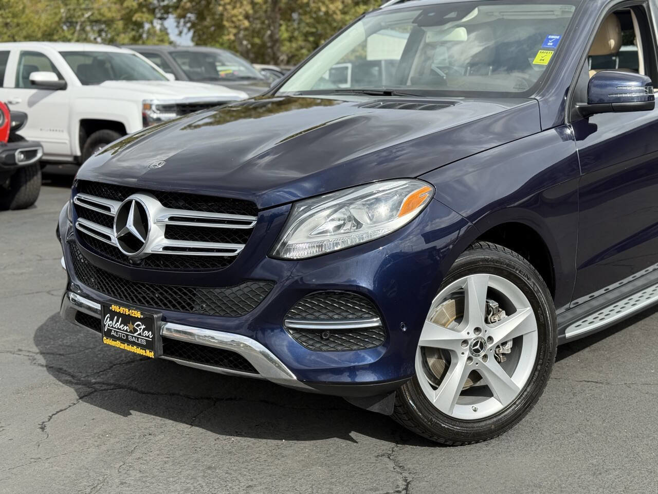 Used 2018 Mercedes-Benz GLE 350 4MATIC image 2
