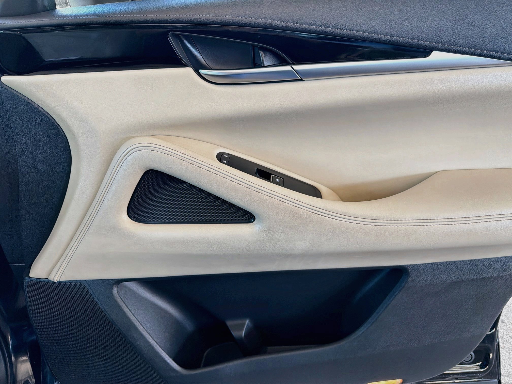 Used 2023 INFINITI QX60 Pure AWD/4WD image 35