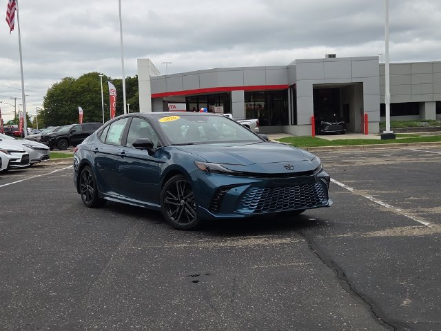 New 2026 Toyota Camry XSE FWD image 32