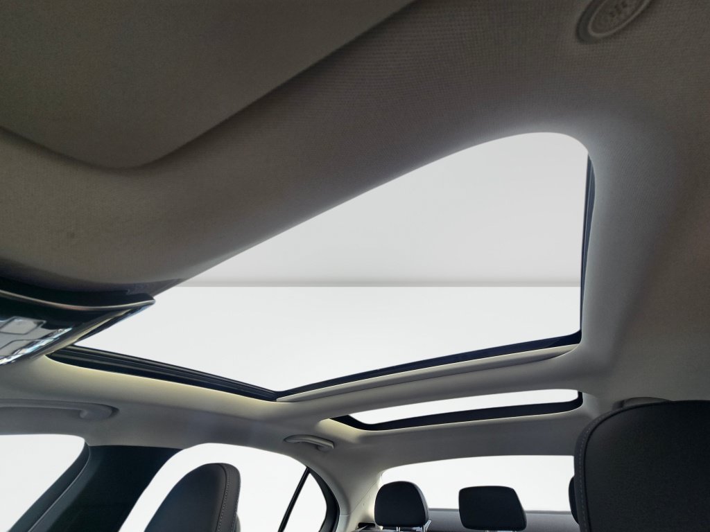 New 2026 Mercedes-Benz C 300 4MATIC Sedan image 42