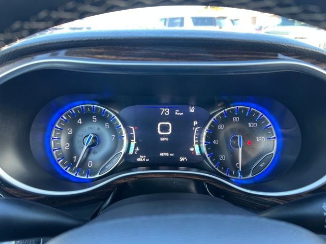Used 2024 Chrysler Pacifica Limited image 24