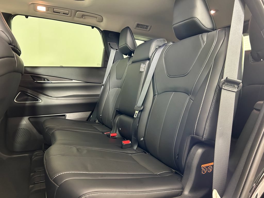 Used 2023 INFINITI QX60 Sensory w/ Vision Package AWD/4WD image 26