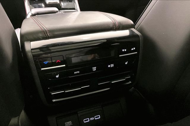 Used 2022 Acura MDX A-Spec image 10