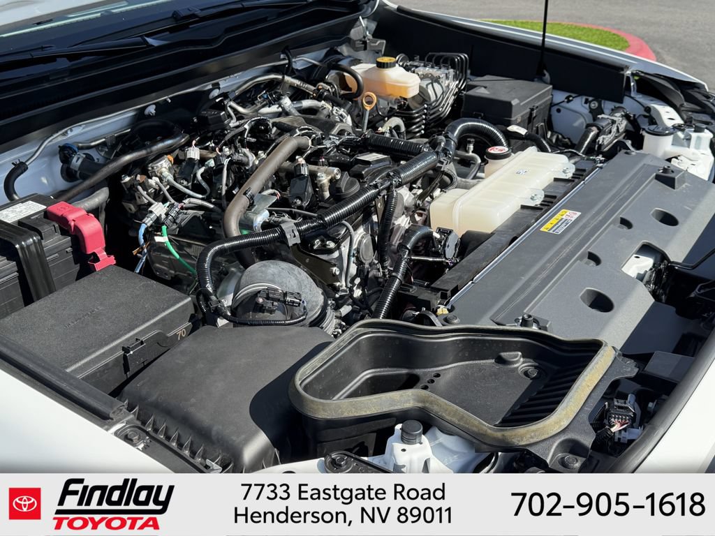 Certified 2024 Toyota Tacoma SR5 AWD/4WD image 31