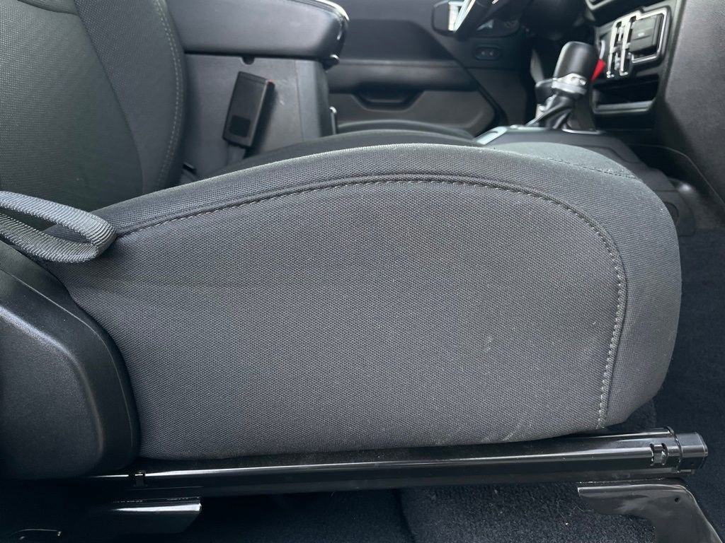 Used 2022 Jeep Gladiator Overland w/ LED Lighting Group image 30