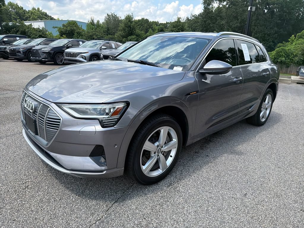 Used 2019 Audi e-tron Premium Plus AWD/4WD image 3