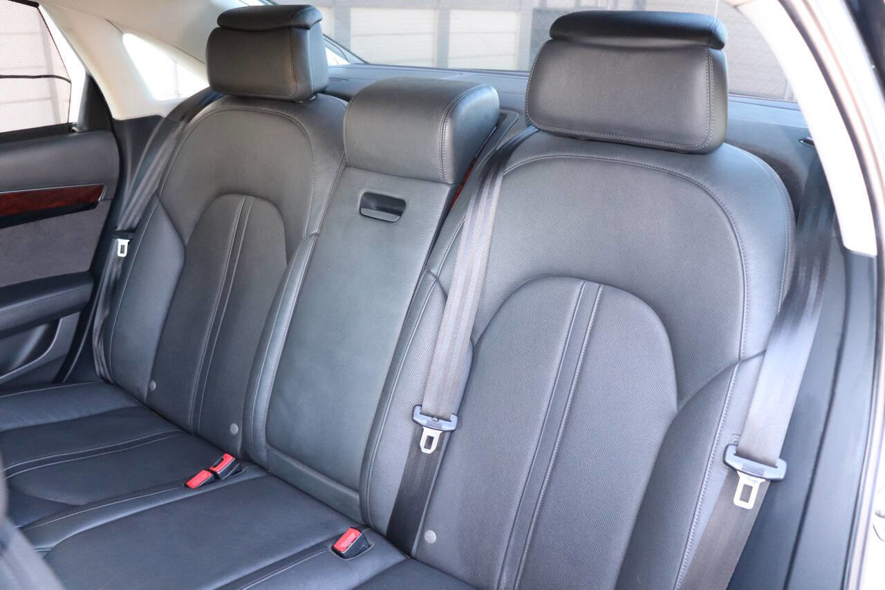 Used 2013 Audi A8 L 3.0T w/ Driver Assistance Pkg image 46