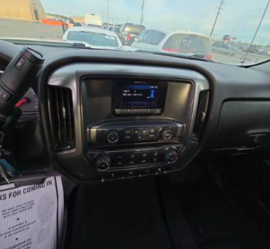 Used 2015 Chevrolet Silverado 3500 LT w/ LT Convenience Package AWD/4WD image 15