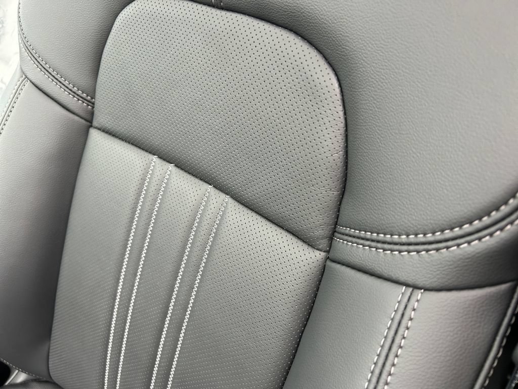 New 2027 Honda HR-V EX-L image 17