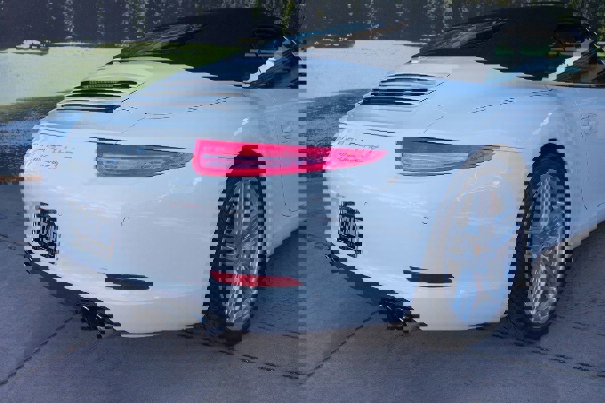 Used 2014 Porsche 911 Carrera S image 32