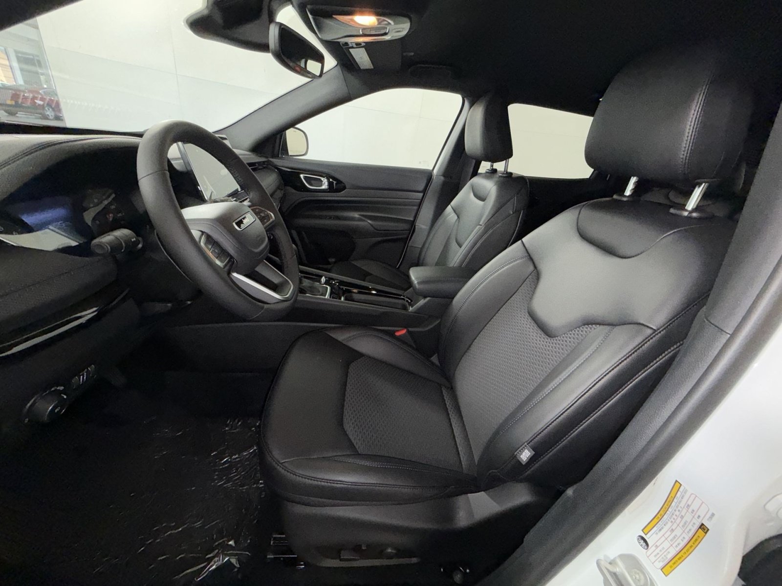 New 2026 Jeep Compass Latitude AWD/4WD image 13