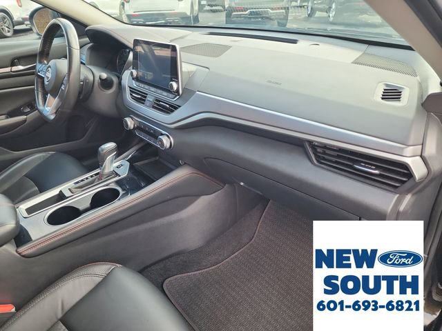 Used 2024 Nissan Altima 2.5 SR image 12