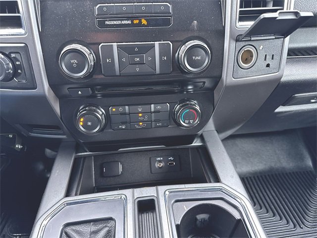 Used 2015 Ford F150 XLT w/ Equipment Group 301A Mid image 16