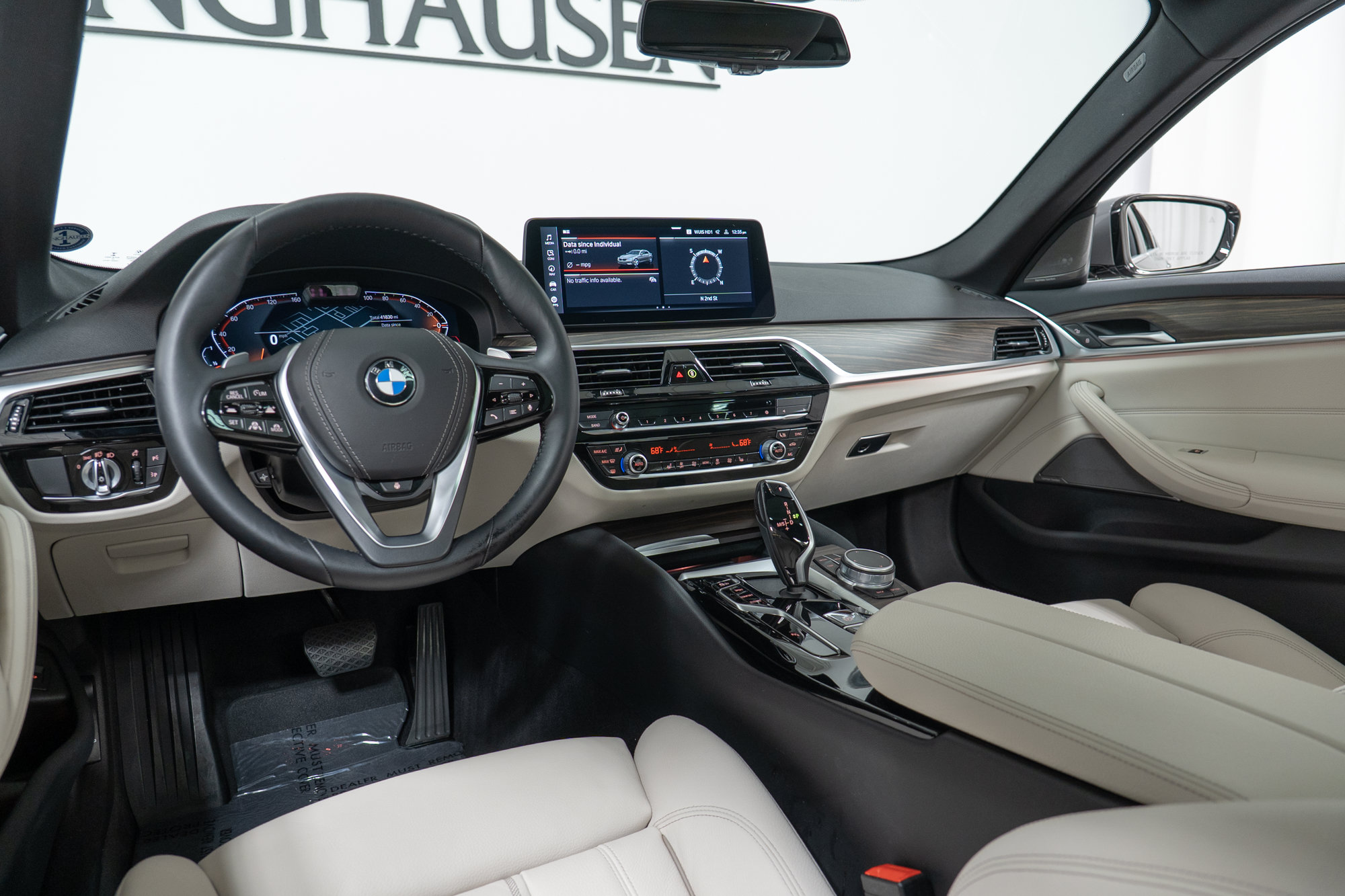 Used 2022 BMW 540i xDrive w/ Premium Package AWD/4WD image 16