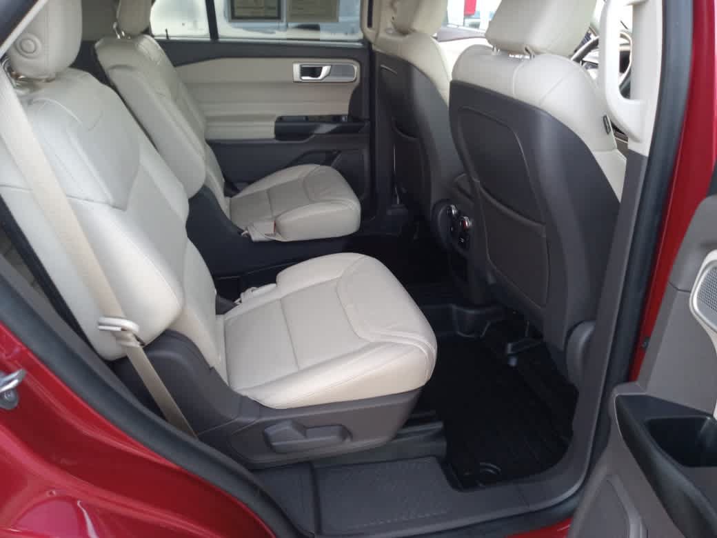 Used 2020 Ford Explorer Platinum AWD/4WD image 27