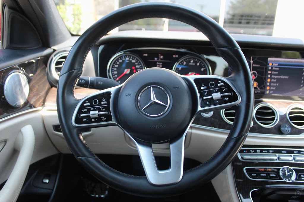Used 2019 Mercedes-Benz E 300 image 16
