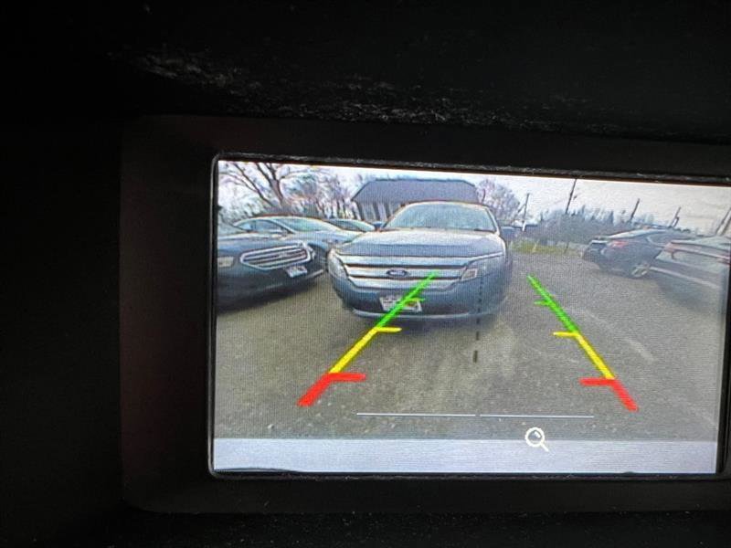 Used 2015 Ford Focus SE w/ Equipment Group 201A FWD image 16