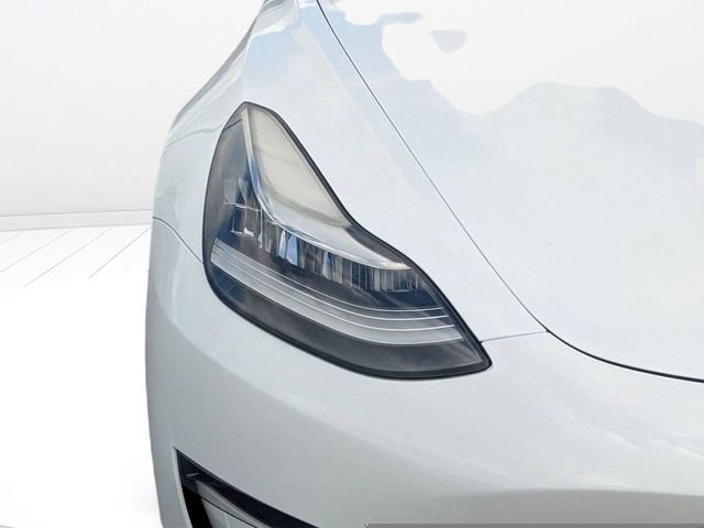 Used 2018 Tesla Model 3 Long Range image 15