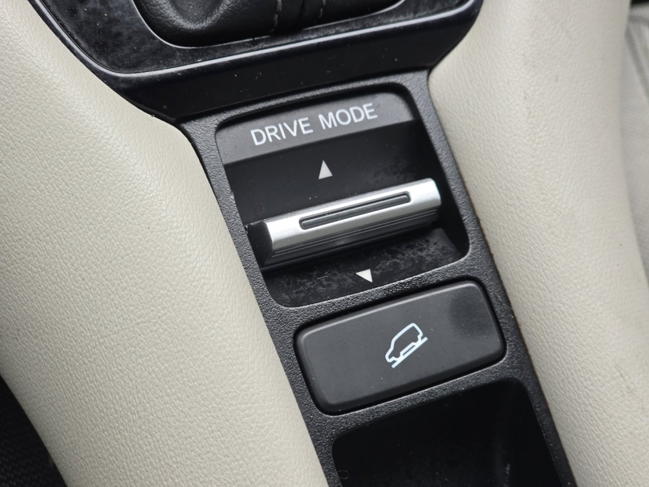 Certified 2023 Honda HR-V LX image 7