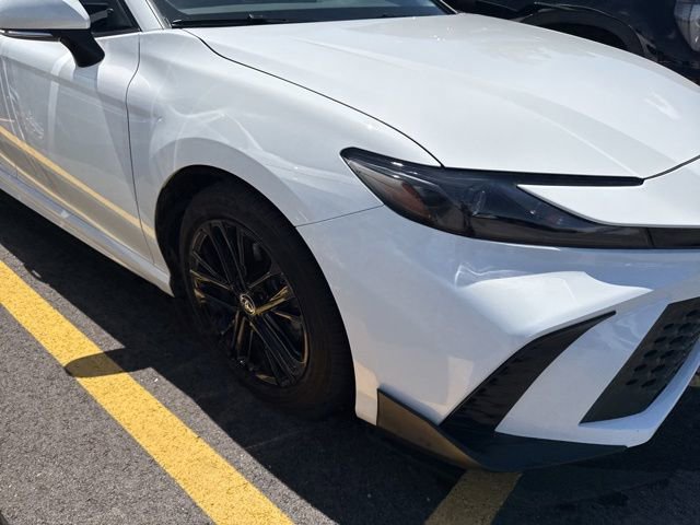 Used 2026 Toyota Camry SE w/ Convenience Package FWD image 7