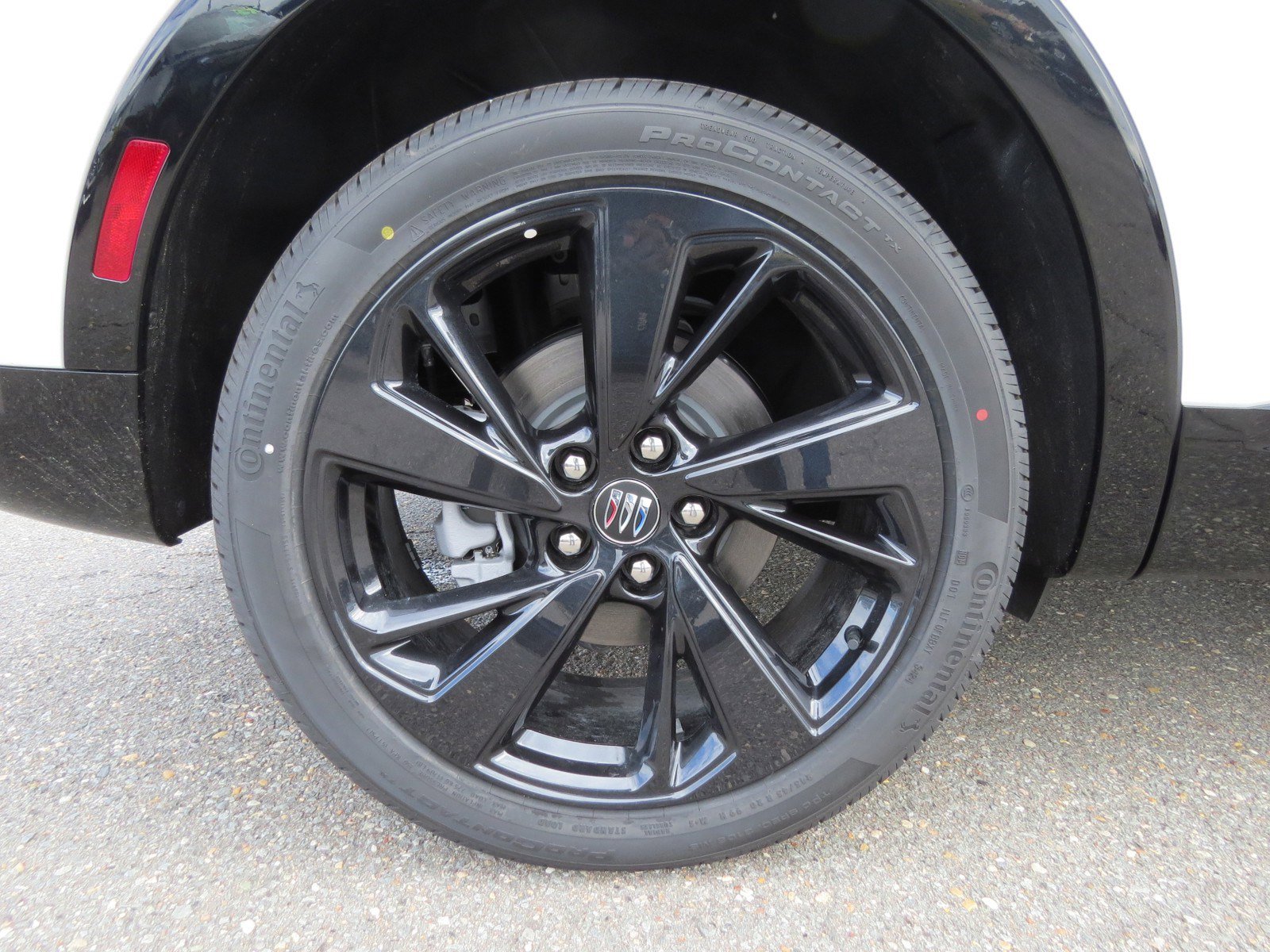 New 2025 Buick Envision Sport Touring image 11