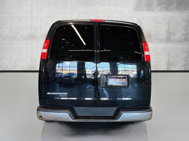 Used 2016 Chevrolet Express 3500 LT w/ LT Preferred Equipment Group image 6