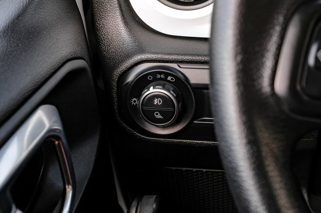 Used 2023 Jeep Gladiator Sport image 31