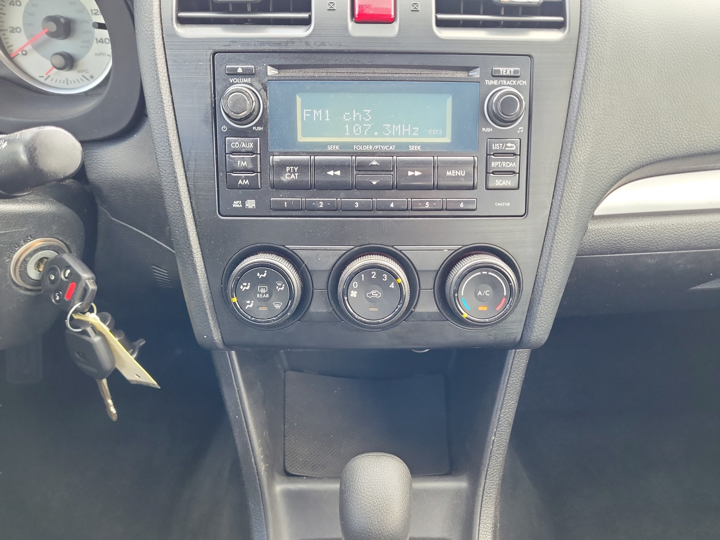 Used 2013 Subaru Impreza 2.0i Premium w/ All-Weather Pkg AWD/4WD image 13