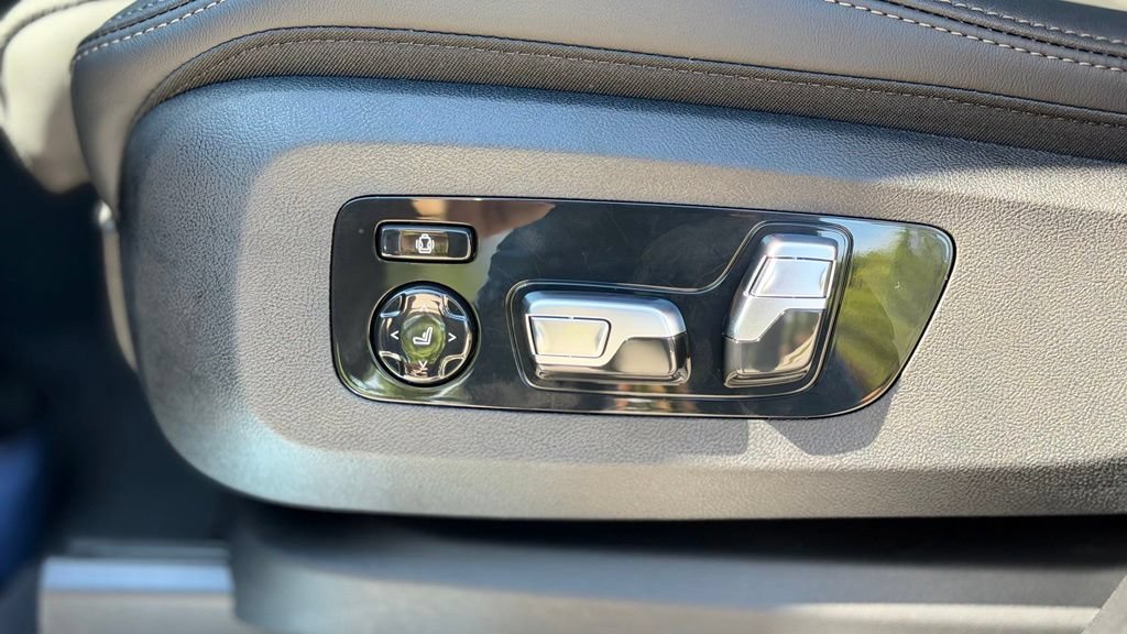 New 2027 BMW X7 xDrive40i w/ M Sport Package AWD/4WD image 19