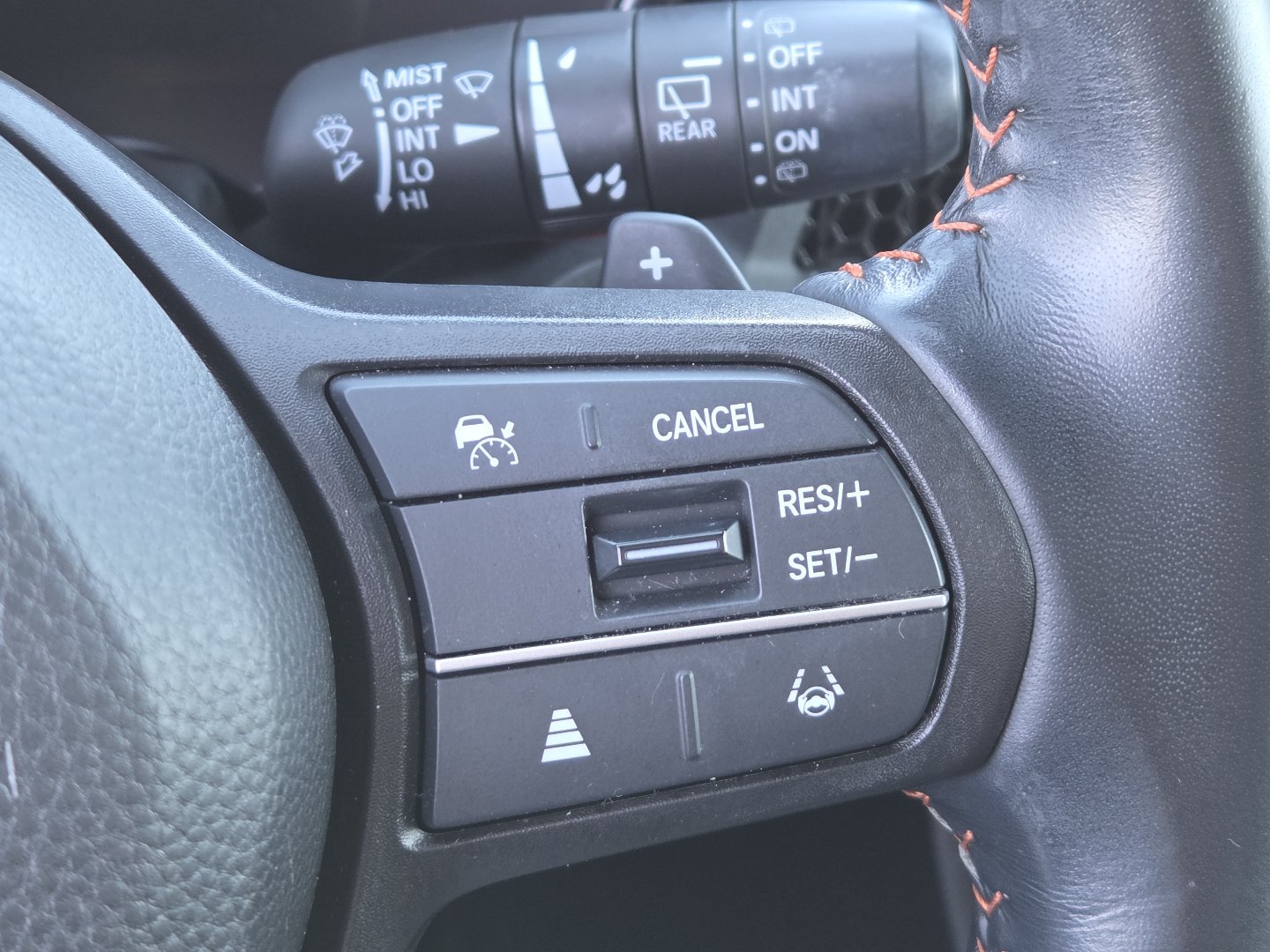 Used 2025 Honda CR-V Sport-L image 9