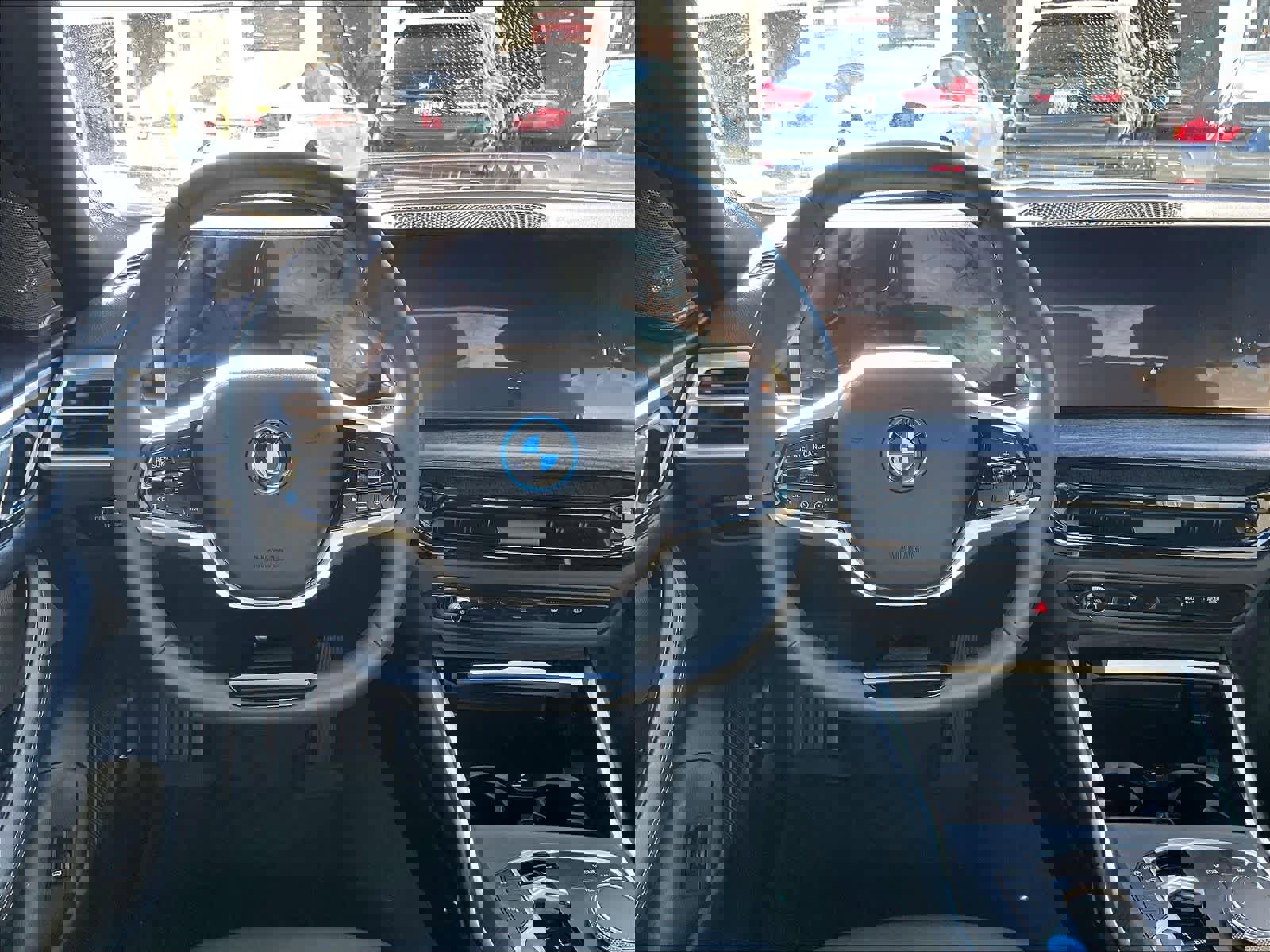 Certified 2025 BMW i4 eDrive40 w/ Premium Package image 8