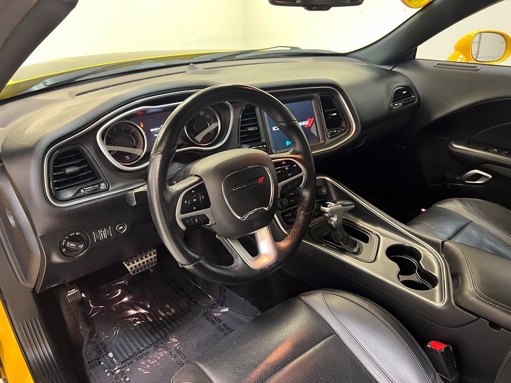 Used 2018 Dodge Challenger R/T Plus RWD image 17