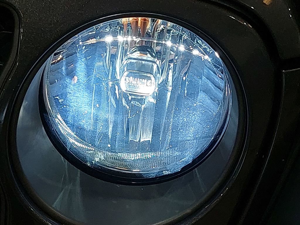 Used 2020 Jeep Gladiator Rubicon w/ Trailer Tow Package image 32