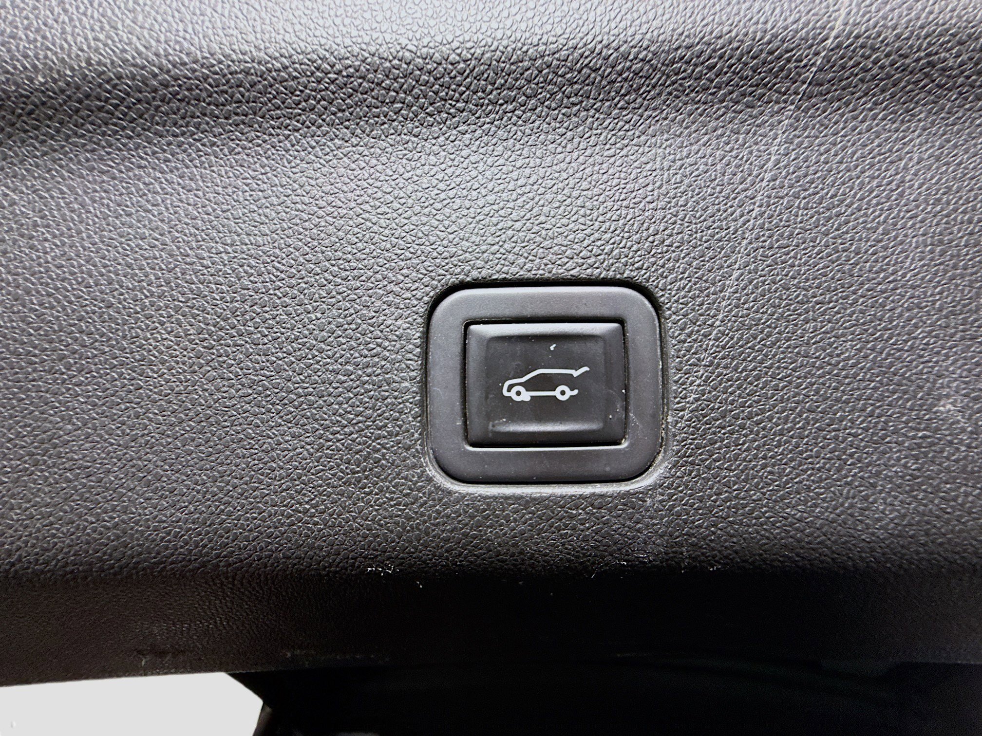 Used 2023 Chevrolet Tahoe LT RWD image 42