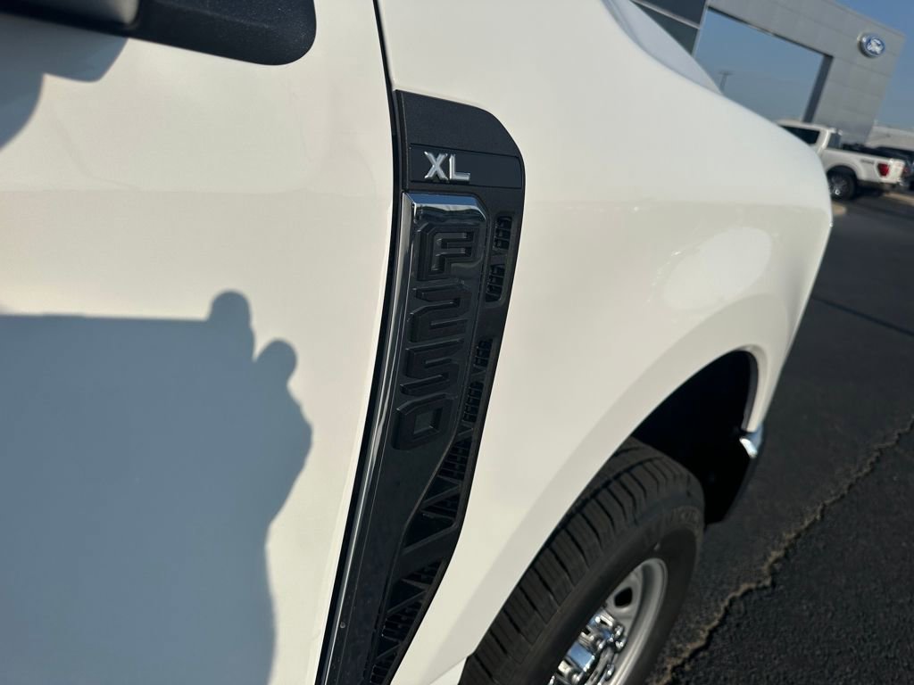 New 2026 Ford F250 XL image 30