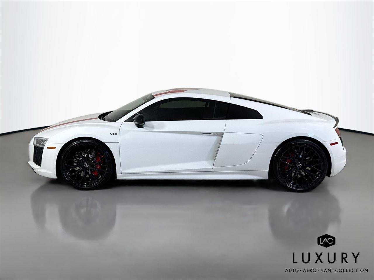 Used 2018 Audi R8 V10 w/ Premium Package image 9